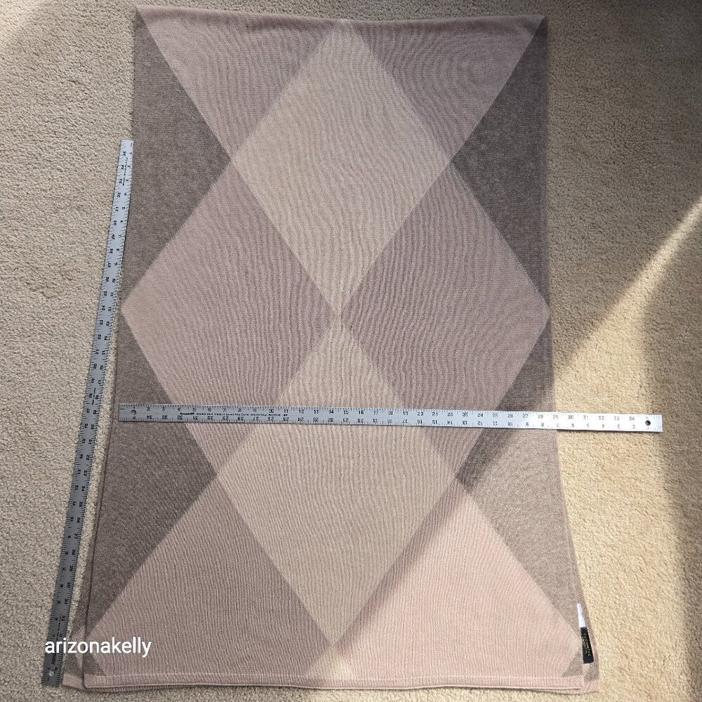 NWOT Cashmere Scarf Diamond Argyle Wrap Charter Club - Picture 2 of 12